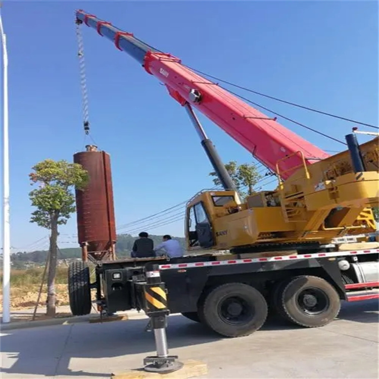 泌阳专业吊车租赁多少钱