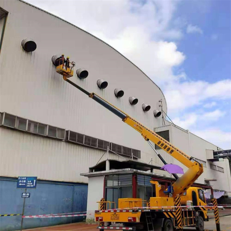 泌阳高空作业车出租服务：专业广告牌安装解决方案