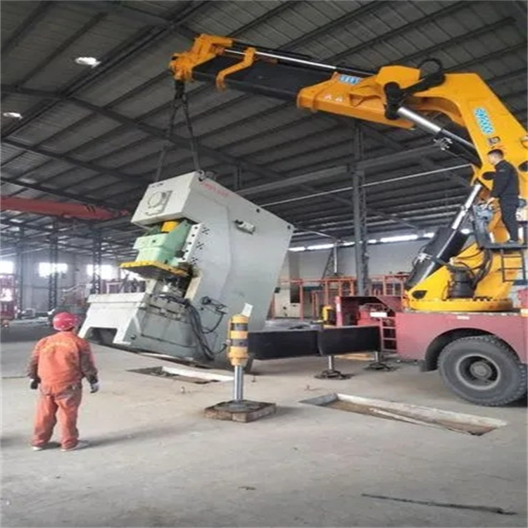 泌阳80吨折臂吊车出租附近电话