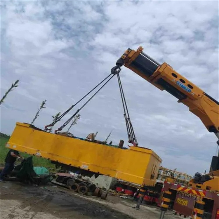 泌阳随车吊吊集装箱怎么吊